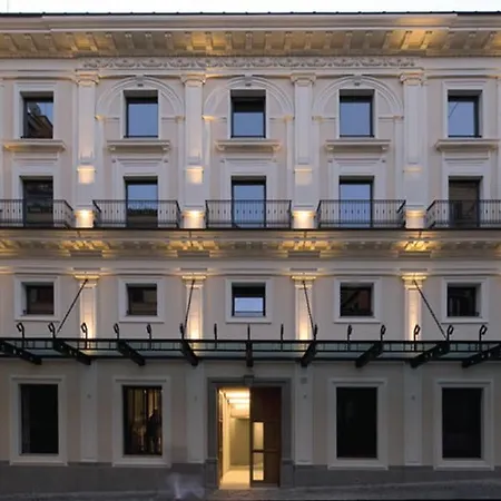 Domus Urbana 152 Apartment *