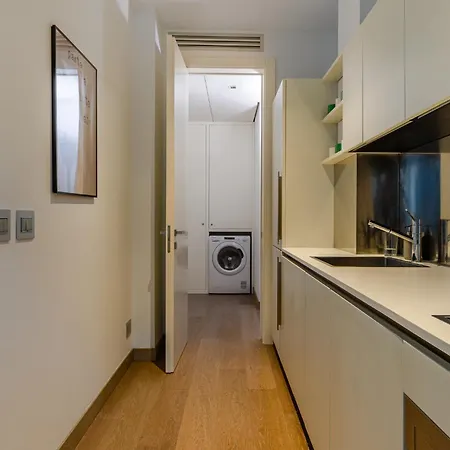 아파트 Domus Urbana 152 *